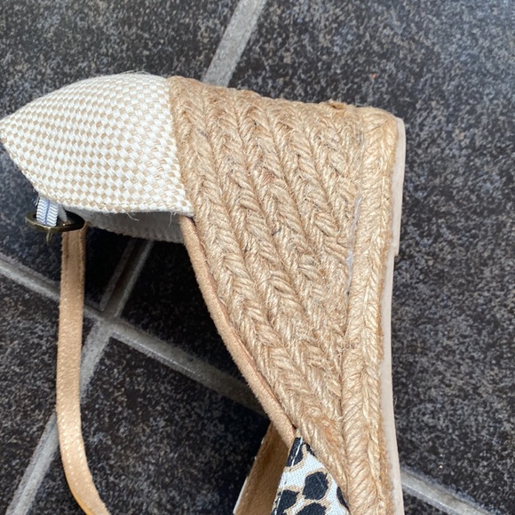 Gorgeous wedge sandal with leopard details - Picture 6 of 6